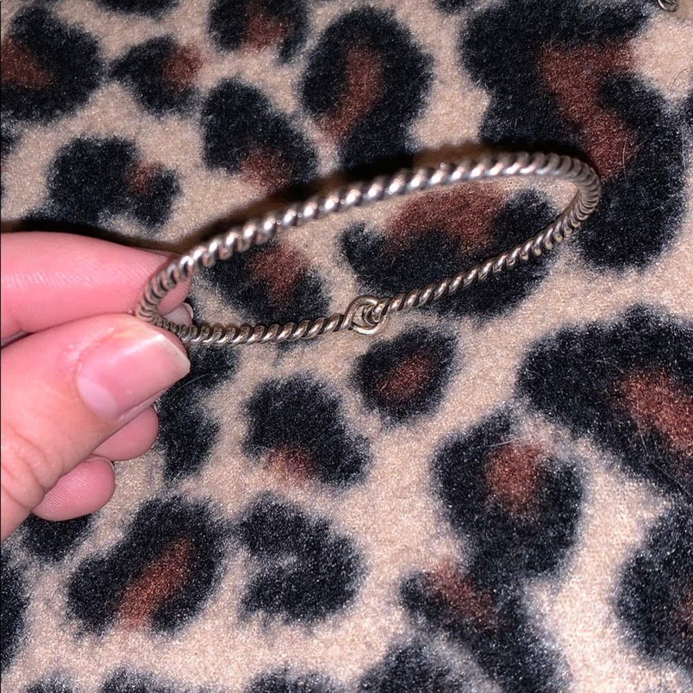 JA Twisted Wire Bangle